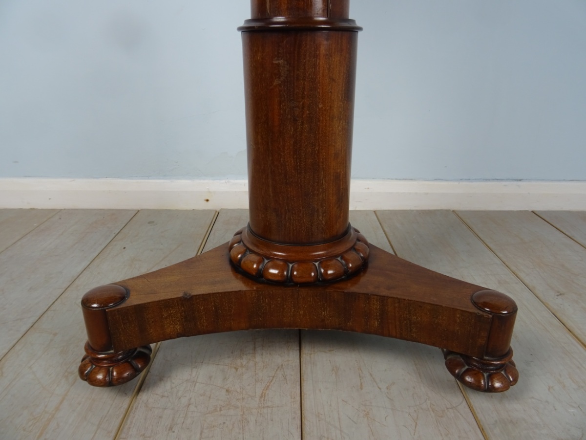 A William IV Mahogany Metamorphic TableDumb Waiter (3).JPG